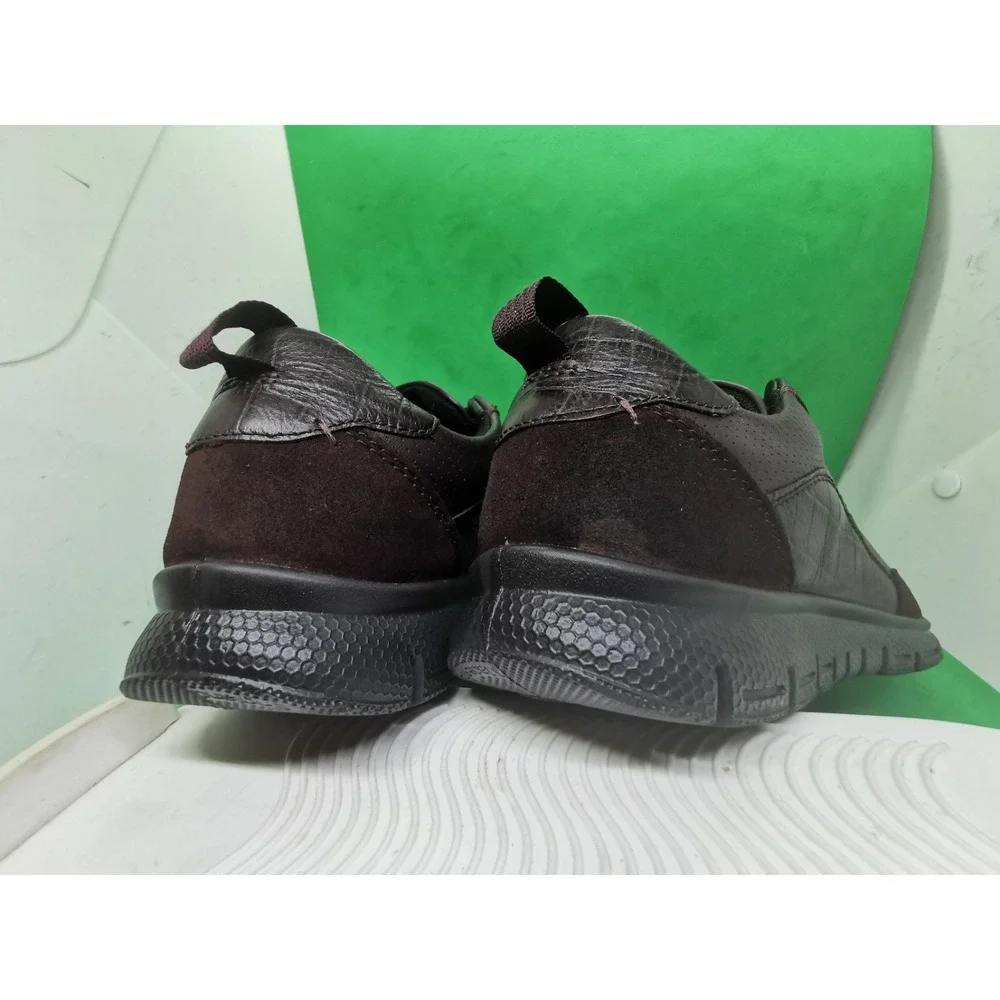 Hotter Womens Gravity II Sneaker Size 9.5  Leather Lace Up Comfy Shoe